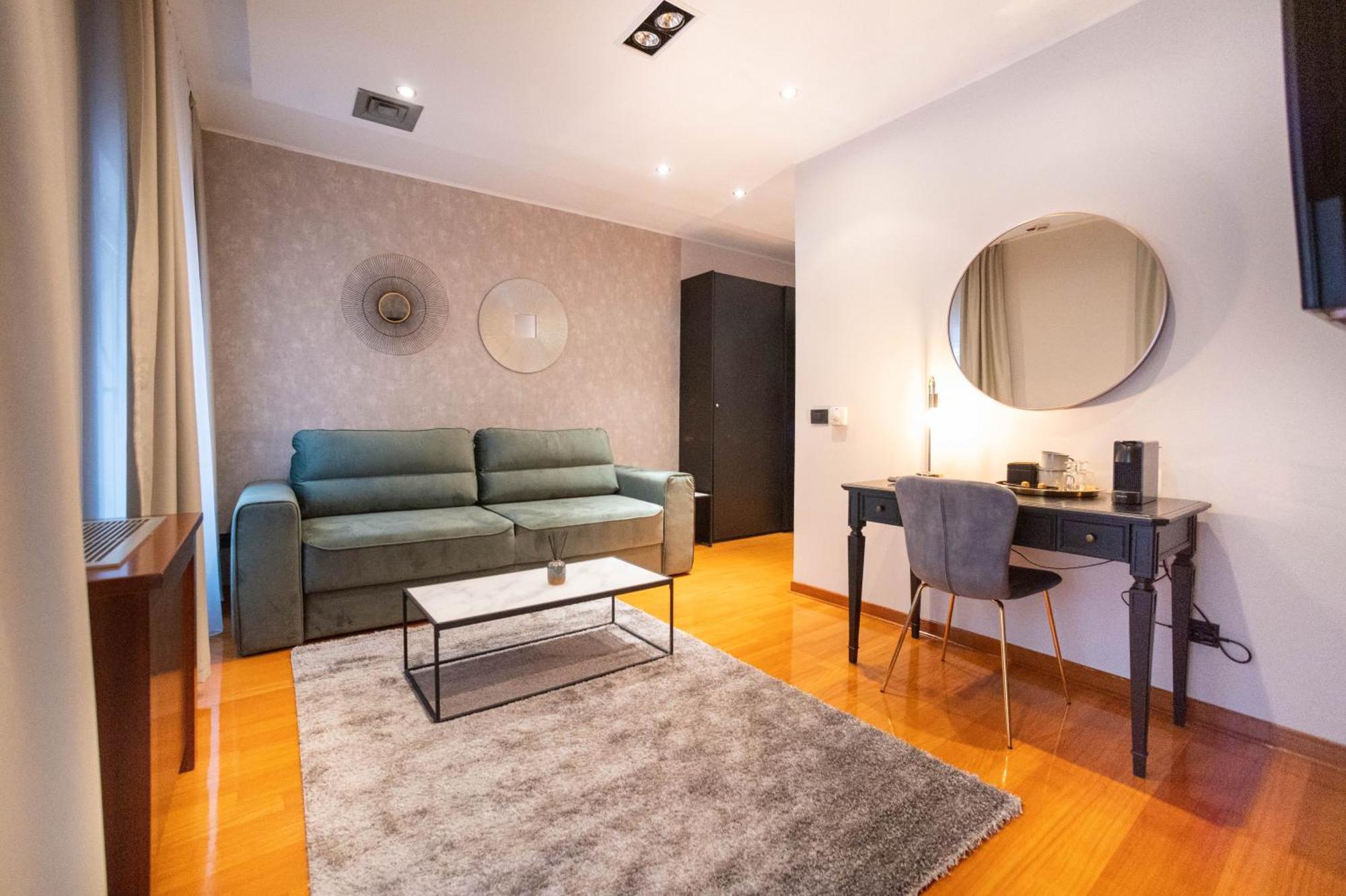 Natali Luxury Suites Beograd Bagian luar foto