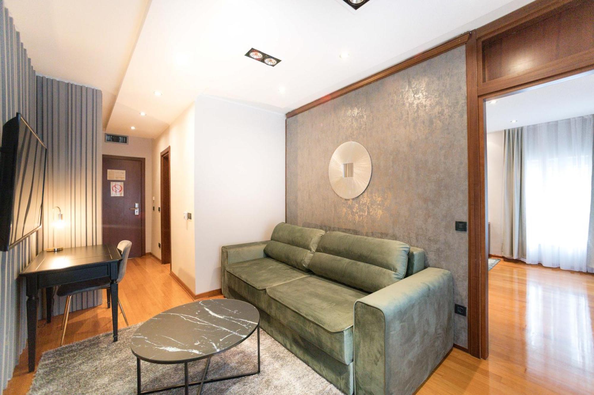 Natali Luxury Suites Beograd Bagian luar foto